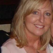 Christine Starr's Instagram, Twitter & Facebook