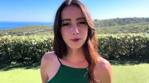 Elo, De 22 Años, Demuestra Toda Su Perversidad En Un Plano Muy Picante -  EPORNER