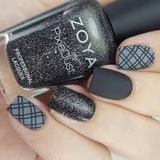 The use of different shades. Simple Designs With Different Grey Nails Fashionre