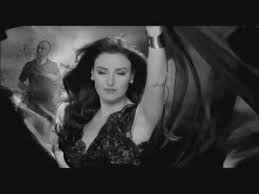 Sevcan Orhan Bahcada Yesil Cinar Muzik Yesil Musica