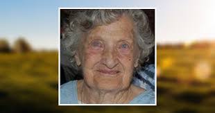 Linda Easley's Instagram, Twitter & Facebook