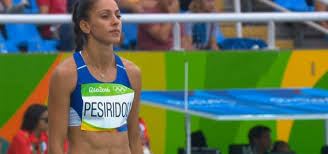 Εμπόδια που «έθρεψαν» τα όνειρα της και ως ένα σημείο τα έφτασαν ένα βήμα παραπέρα. Makria Apo To Orio H Pesiridoy Filathlos Gr To Egkyrotero A8lhtiko Blog