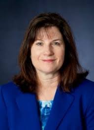 Suzanne Hobson's Instagram, Twitter & Facebook