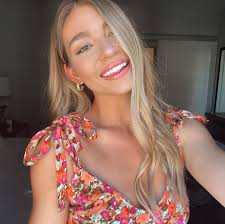 sarah klippenstein (@sarahklippenstein) • Instagram photos and videos