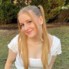 Grace Purdy's Instagram, Twitter & Facebook