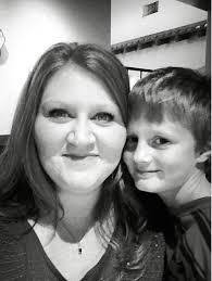 Nathan Mooneyham's Instagram, Twitter & Facebook