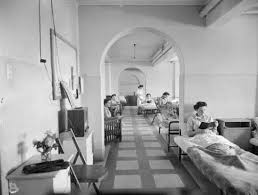 صدق او لا تصدق ان دى هى مستشفي الدمرداش الحكومي المجاني مستشفي الدمرداش عام 1932م Old Egypt Egypt History Egypt