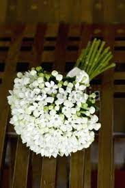 Bouvardia Comes In Many Colours And A Smaller Flower Draws Eye To Smaller Details E G Lace Detail On Flower Bouquet Wedding Flowers Bouquet Wedding Bouquets