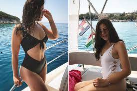 Gáspár evelinnek sok megpróbáltatással kellett szembenéznie az utóbbi időben. Evelin Gaspar Has Posted Photos Of Bathing Suits Cold And Hot For Her Hungarian Star