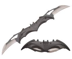 Best folding knives are always convenient and useful. Knivesindia Collector S Pride