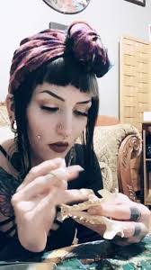 Jenna Bee's Instagram, Twitter & Facebook