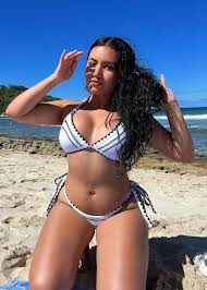 Janexy Sanchez - Free pics, galleries & more at Babepedia