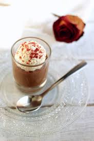 Quella che vi proponiamo è una ricetta facile, che si prepara in 30 minuti. Mousse Al Cioccolato Il Pomodorino Confit