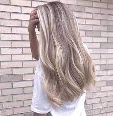 coup de coeur pour ce sublime blond cendre lookdujour ldj balayage waves blonde perfecthair hairstyle hairinspo hair hair looks hairstyle hair styles