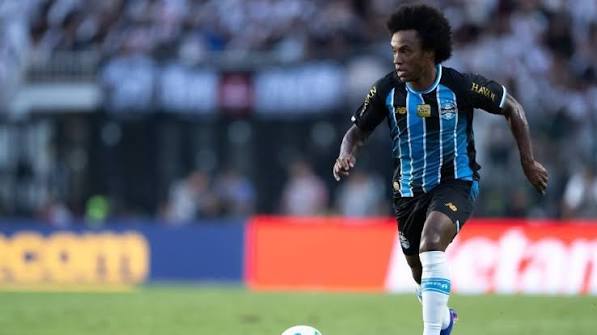 Willian se manifesta sobre rumores de sa&iacute;da do Gr&ecirc;mio e refor&ccedil;a perman&ecirc;ncia: 'At&eacute; o clube desejar' - ESPN