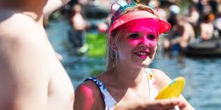 Bij fm4 frequency festival komen twee festivals aan de voet van de alpen samen. Fm4 Frequency 2018 Fm4 Orf At