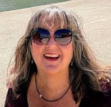 Did anyone find a lost earring in Navarre?