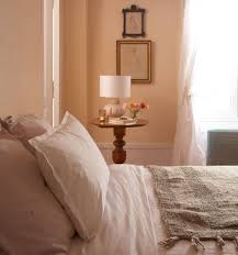 Browse 112 peach and gray bedrooms on houzz whether you want inspiration for planning peach and gray bedrooms or are building designer peach and gray bedrooms from scratch, houzz has 112 pictures from the best designers, decorators, and architects in the country, including jennifer gardner design and anna carin design. Lovely Pink Peach Bedroom Home Home Bedroom Bedroom Inspirations