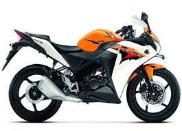 Now with the launch of yamaha r15, india is in need for competing sports bikes honda cbr 150 technical specifications: Honda Cbr 150r Price Specifications In India Honda Cbr Honda Bikes Cool Bikes