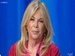 #mauriziocostanzoshow in onda il mercoledì in seconda serata su canale 5. Rita Dalla Chiesa La Promessa Per La Moglie E La Figlia Di Fabrizio Frizzi