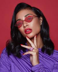 Roberi & Fraud And Kristen Noel Crawley Send Love With Latest Tiny Shades