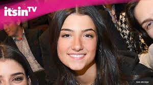 Charli d'amelio nose surgery explained let me explain what kind of surgery charli might have done. Tiktok Queen Charli D Amelio Schonheits Op Mit 16 Youtube