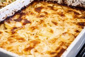 A delicous scalloped potato gratin recipe made with thinly sliced yukon gold potatoes layered with cheese and a light buttery sauce. Ina Garten S Potato Fennel Gratin Recipe Fennel Gratin Scalloped Potato Recipes Potatoes