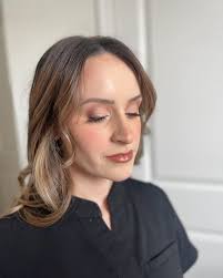 Alyson Perez's Instagram, Twitter & Facebook