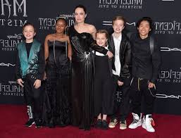 The former couple have been in dispute for five years over access to their six children and hired. 7wzyhquia Y63m