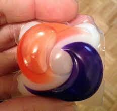 Tide Pods Are Pretty Darn Cool Review Laundry Tide Brite And Bubbly Tide Pods Best Laundry Detergent Tide