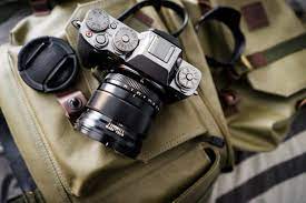 Chris Gampat The Phoblographer Fujifilm 16mm F1 4 First Impressions Product Photos 5 Of 7 Iso 4001 60 Sec At F 2 8 Fujifilm Fujifilm Xt1 Photography Gear