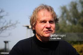 19 Profile Of Anthropologist And Author Wade Davis Stock Photos, High-Res  Pictures, and Images