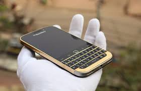 H20, straight talk, and select prepaid carriers) . Blackberry Classic Gets Real Gold Attire Gsmarena Com News