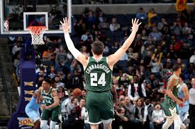 In the east to toronto, keeps up with him and giannis finishes ferociously plus the foul. Milwaukee Bucks Pat Connaughton 2020 Slam Dunk Contest Preview