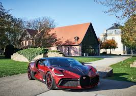 See full list on caranddriver.com Bugatti Divo Custom Lady Bug Took 2 Years To Complete