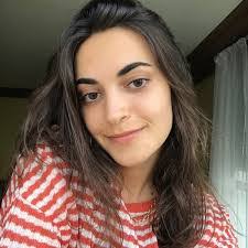 Elisa Toledo's Instagram, Twitter & Facebook