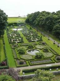 Pagewoman The Old House Lower Lydbrook Grace Ful Things Beautiful Gardens Gardens Of The World Formal Gardens
