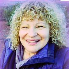 Marlene Rose's Instagram, Twitter & Facebook