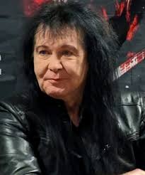 What a song. Blackie is supreme songwriter and lyricist . Awesome ❤🔥🤘🎵