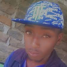 Mark Averi's Instagram, Twitter & Facebook