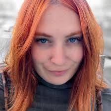 Hello looking for driver from Hà Nội to Da Nang for four adults, travel  date is 18/01/26