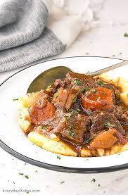 Guinness Beef Stew With Mashed Potatoes Recipe Recipe Easy Beef Stew Beef Stew Recipe Guinness Beef Stew