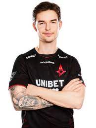 Legendary cs:go player nicolai 'dev1ce' reedtz has left danish organization astralis, after over 6 years, to join ninjas in pyjamas. Device Cs Go Settings Crosshair Config Prosettings Net