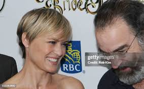 33 Mandy Wright Photos & High Res Pictures