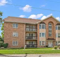 2161 Oak Rd #2C Homewood, IL 60430 | MLS 12453998