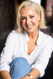 Katie Shay's Instagram, Twitter & Facebook