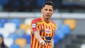 El atacante nacido en italia cantó con todo el himno y dejó claro que dará un importante apoyo. Gianluca Lapadula Este Es El Valor De Mercado De Gianluca Lapadula Recientemente Convocado Delantero De Peru Seleccion Peruana Nndc Economia Gestion