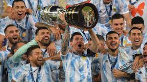 Das spiel zwischen brasilien und argentinien wurde abgebrochen, als die gesundheitsbehörde des spielfeld . Copa America Argentinien Schlagt Brasilien Im Finale Messi Besiegt Fluch Im Nationaltrikot Eurosport