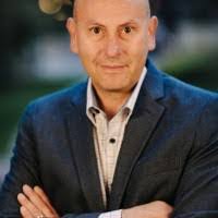 Holly Bombard's Instagram, Twitter & Facebook