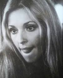 Sharon Tate 1969 Terry O Neill On The London Set Of 13 Chairs Sharon Tate Ethereal Beauty Beauty Icons